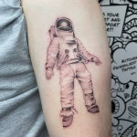 patayin-astronaut Astronaut black and grey realism