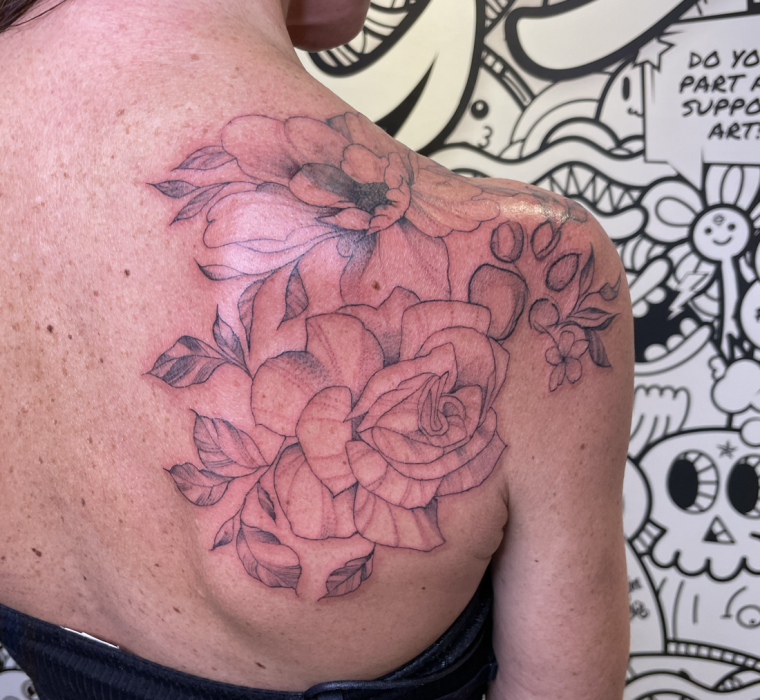 Fine line tattoo with coverup